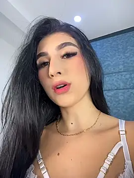 Snapshot of BadLilAngelXXX chatting on May 15, 2026, 1:07 pm BadLilAngelXXX online show from May 15, 2026, 1:07 pm