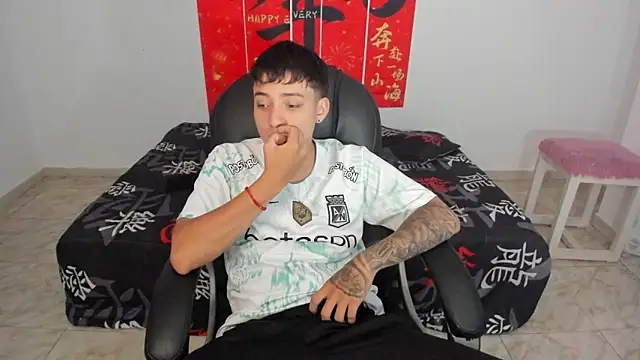 Wesleey-Boy online show from March 25, 2026, 7:20 pm