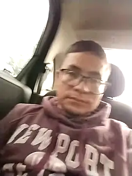 ninoa234 online show from March 26, 2026, 9:09 pm