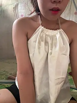 DoliceGirl2k online show from July 24, 2026, 12:52 am