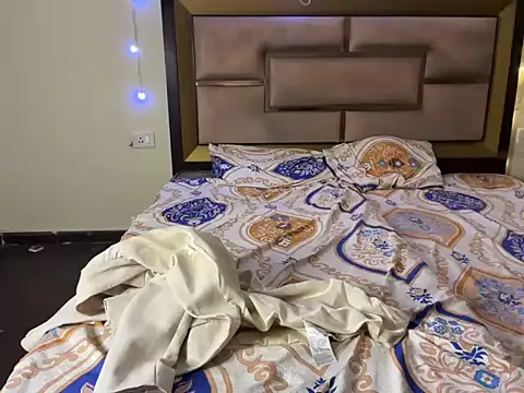 Hersheykaur online show from March 11, 2026, 11:00 pm