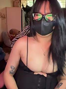 HaleyKin online show from March 17, 2026, 1:21 am