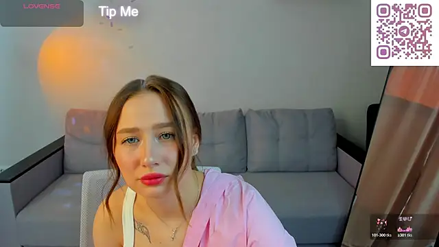 Snapshot of _Kiki_angel_ chatting on June 2, 2026, 1:07 am Kiki angel online show from June 2, 2026, 1:07 am
