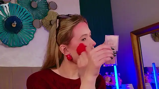 Beckie White online show from March 2, 2026, 9:10 pm