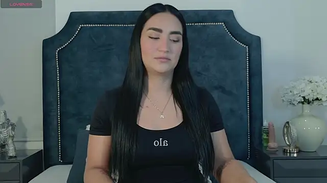 MaraGrief  online show from April 9, 2026, 11:37 am