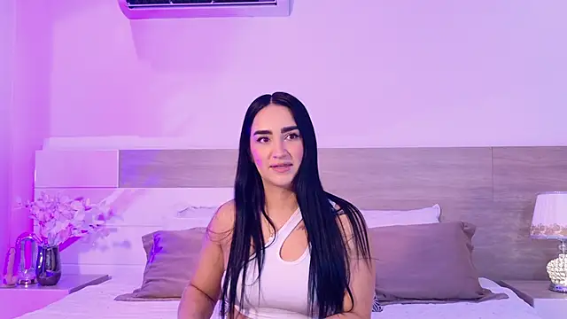 MaraGrief  online show from April 25, 2026, 11:13 am