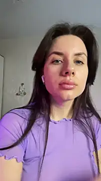 cheekypie online show from April 28, 2026, 6:18 am