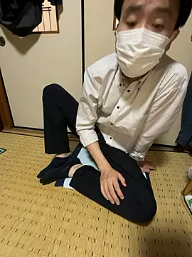 Snapshot of shizuku-kun211 chatting on May 13, 2026, 2:42 am shizuku-kun211 online show from May 13, 2026, 2:42 am