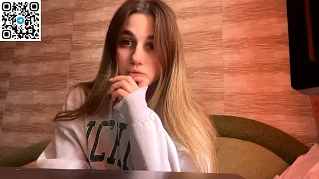 LovelySilk 63 online show from February 18, 2026, 11:06 am