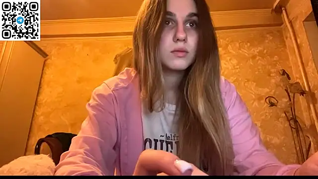 LovelySilk 63 online show from April 10, 2026, 6:12 pm