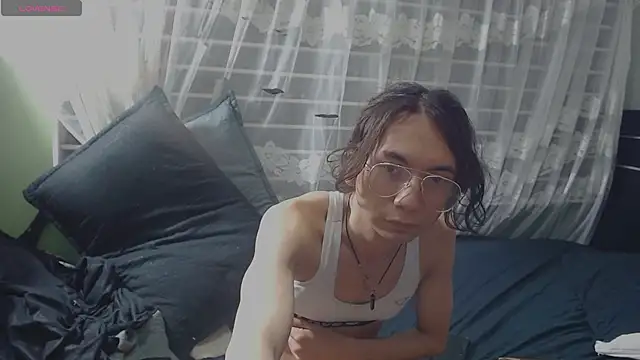 Snapshot of najimi_uwu_ chatting on February 14, 2026, 9:11 pm najimi uwu online show from February 14, 2026, 9:11 pm