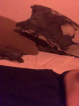 Camlechera1995 online show from February 17, 2026, 5:04 am