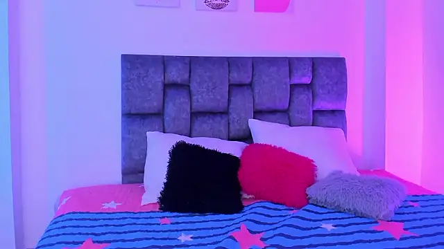 Madison Rosee online show from March 10, 2026, 11:26 am