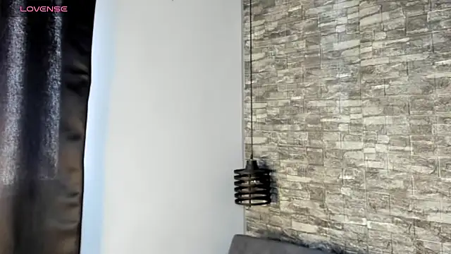 ASHLEY COLLINS1 online show from March 17, 2026, 1:14 pm