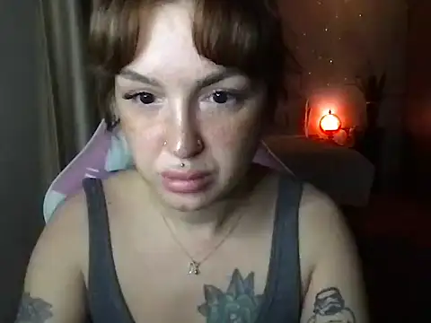 Snapshot of dyllala chatting on July 14, 2026, 8:47 pm dyllala online show from July 14, 2026, 8:47 pm