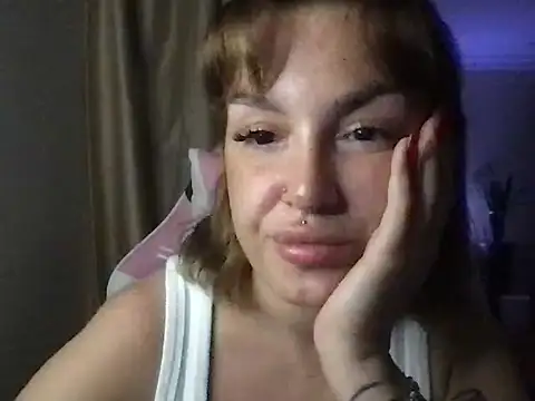Snapshot of dyllala chatting on July 17, 2026, 9:30 pm dyllala online show from July 17, 2026, 9:30 pm