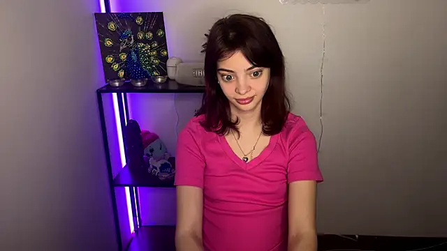 Snapshot of CassyVixen chatting on April 19, 2026, 5:01 pm CassyVixen online show from April 19, 2026, 5:01 pm