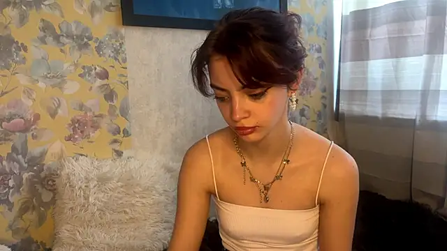 Snapshot of CassyVixen chatting on May 28, 2026, 4:37 pm CassyVixen online show from May 28, 2026, 4:37 pm