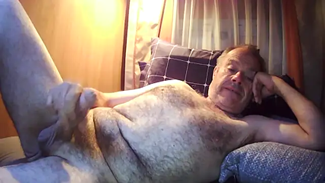 Im1208 online show from July 28, 2026, 4:30 am