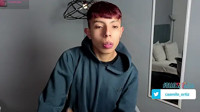 Snapshot of _camilo_ortiz chatting on April 17, 2026, 8:01 pm camilo ortiz online show from April 17, 2026, 8:01 pm