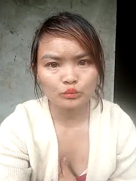 Snapshot of Luminana chatting on April 29, 2026, 6:17 am Luminana online show from April 29, 2026, 6:17 am