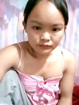 Snapshot of Luminana chatting on May 11, 2026, 5:46 am Luminana online show from May 11, 2026, 5:46 am
