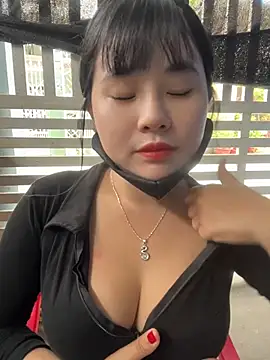 Snapshot of Lewd_couple chatting on May 7, 2026, 5:57 am Lewd couple online show from May 7, 2026, 5:57 am