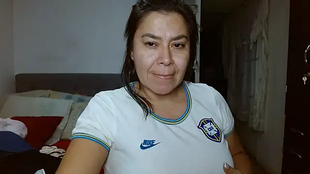 Snapshot of Karo_sexy chatting on December 15, 2024, 4:29 am Karo sexy online show from December 15, 2024, 4:29 am