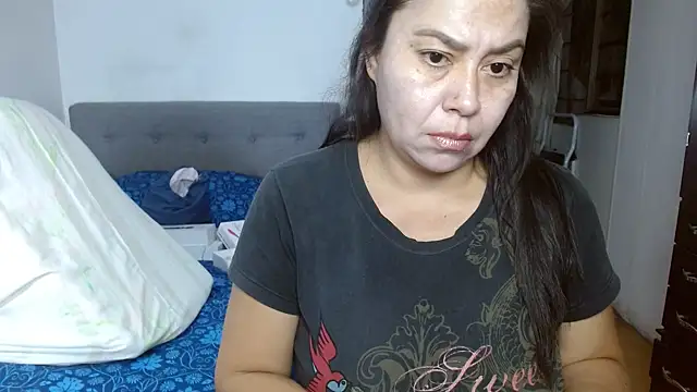 Snapshot of Karo_sexy chatting on September 20, 2025, 11:06 pm Karo sexy online show from September 20, 2025, 11:06 pm