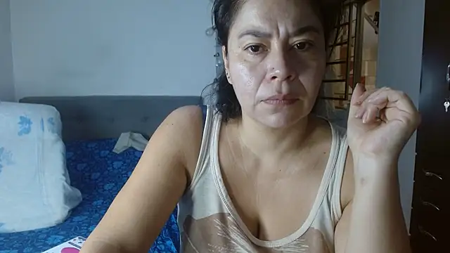 Snapshot of Karo_sexy chatting on May 18, 2026, 6:47 pm Karo sexy online show from May 18, 2026, 6:47 pm