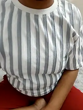 Snapshot of _sassyhelly chatting on February 8, 2026, 5:05 pm sassyhelly online show from February 8, 2026, 5:05 pm