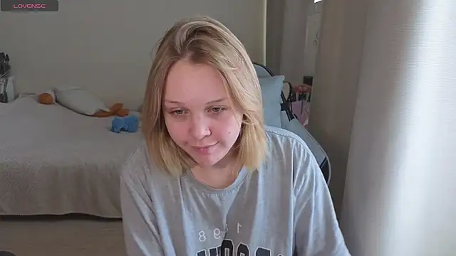 Snapshot of Jenifer_lo chatting on May 10, 2026, 5:45 am Jenifer lo online show from May 10, 2026, 5:45 am