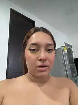 Snapshot of Emily_Harpeer chatting on March 6, 2026, 11:39 am Emily Harpeer online show from March 6, 2026, 11:39 am