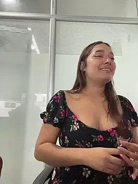 Snapshot of Emily_Harpeer chatting on March 30, 2026, 11:44 am Emily Harpeer online show from March 30, 2026, 11:44 am