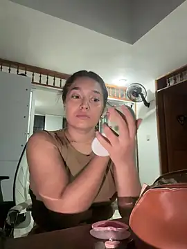 Emily Harpeer online show from June 7, 2026, 10:19 am