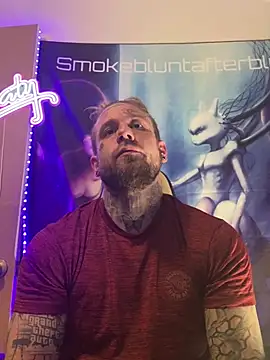 Smokebluntafterblunt online show from April 7, 2026, 1:50 am