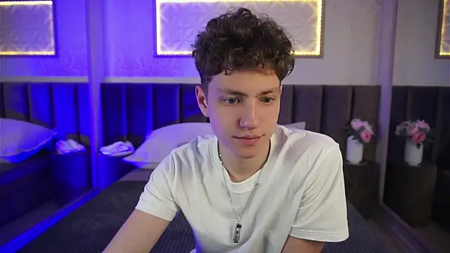 StefanBev online show from March 29, 2026, 7:58 pm