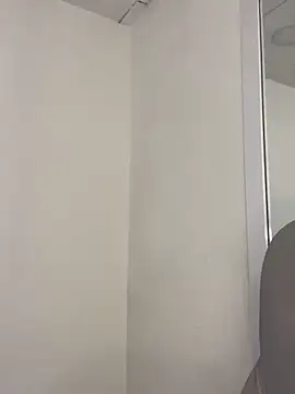 Wen 01 online show from March 18, 2026, 11:24 am