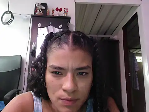 sami sweet888 online show from April 13, 2026, 8:14 pm