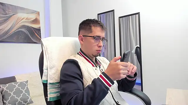 Tommas Jhonson online show from March 15, 2026, 3:56 am