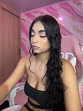 Snapshot of Katie_boss2 chatting on February 11, 2026, 1:10 am Katie boss2 online show from February 11, 2026, 1:10 am