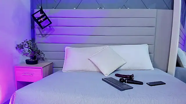 Cataleya marinn online show from March 21, 2026, 7:06 pm