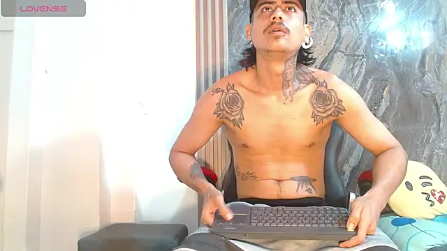 Damian-and-Camerum online show from April 15, 2026, 2:40 am