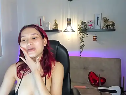 Snapshot of naomy_stanley chatting on May 24, 2026, 8:47 pm naomy stanley online show from May 24, 2026, 8:47 pm
