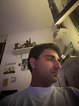 elia2711 online show from May 1, 2026, 2:16 am