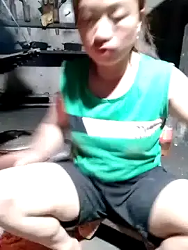 Nhoccon90 online show from April 1, 2026, 1:41 pm