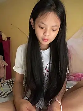 tenten110 online show from March 25, 2026, 2:06 am