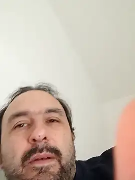 Snapshot of Luluberlu04 chatting on February 20, 2026, 1:11 pm Luluberlu04 online show from February 20, 2026, 1:11 pm