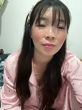 cuty lusy online show from July 22, 2026, 2:31 pm