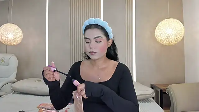 eva lain online show from July 20, 2026, 12:07 pm